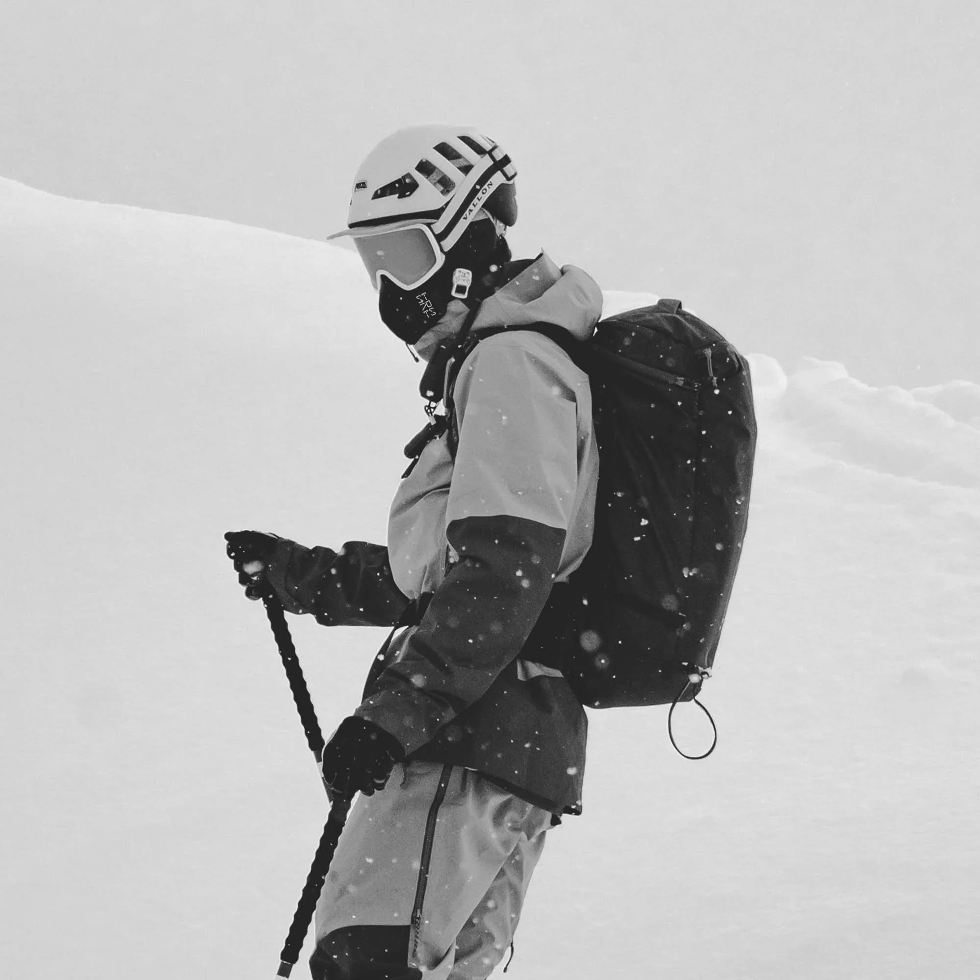 SureFit Anti-Fog SuperCell™ Balaclava - Image 5